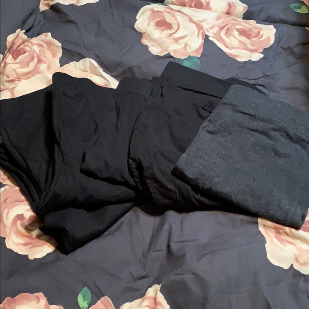 3 Pairs of Leggings